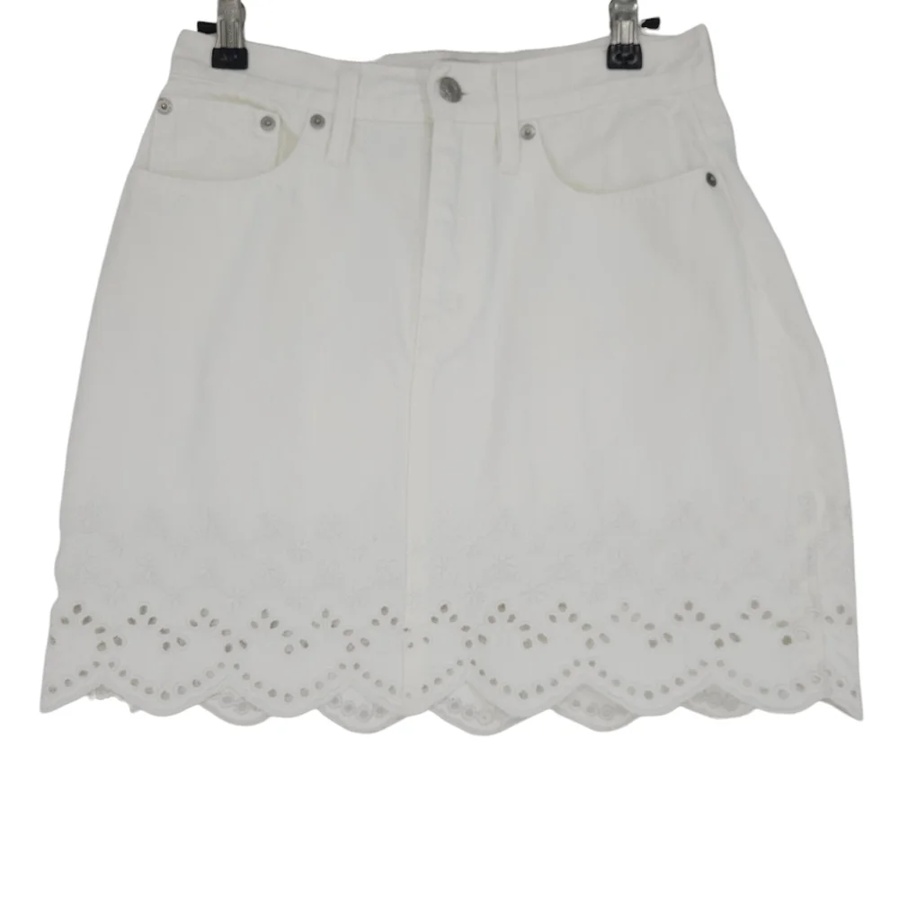 J.CREW Denim Straight Mini Skirt White Floral Embroidered Heart Scalloped Hem 25